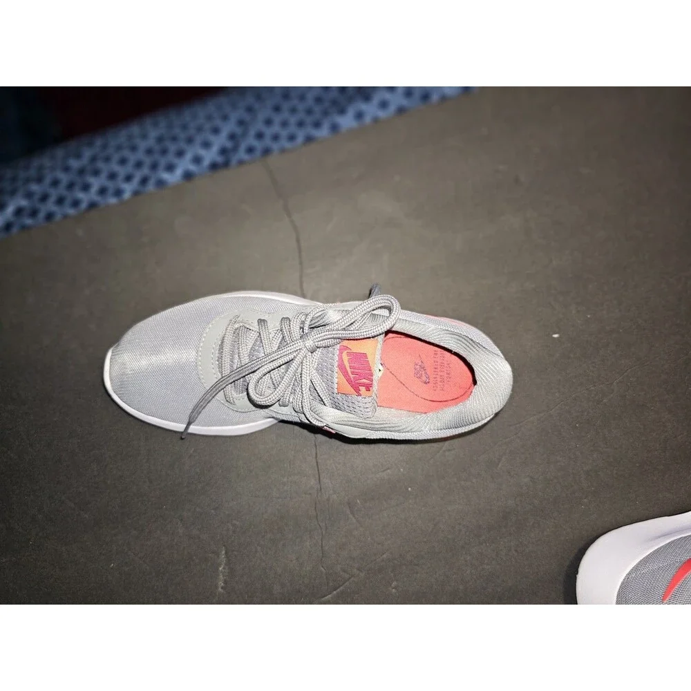 Nike Tanjun 'Wolf Grey' Gray/red 812655-015 Women's Size 7